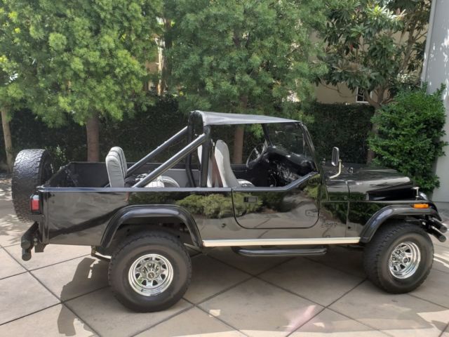 CJ7 - Scrambler 1984 Great Condition - Extra Clean 1984 Jeep CJ Black