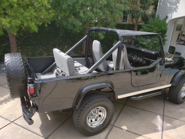 1984 Jeep CJ Black - photo 2