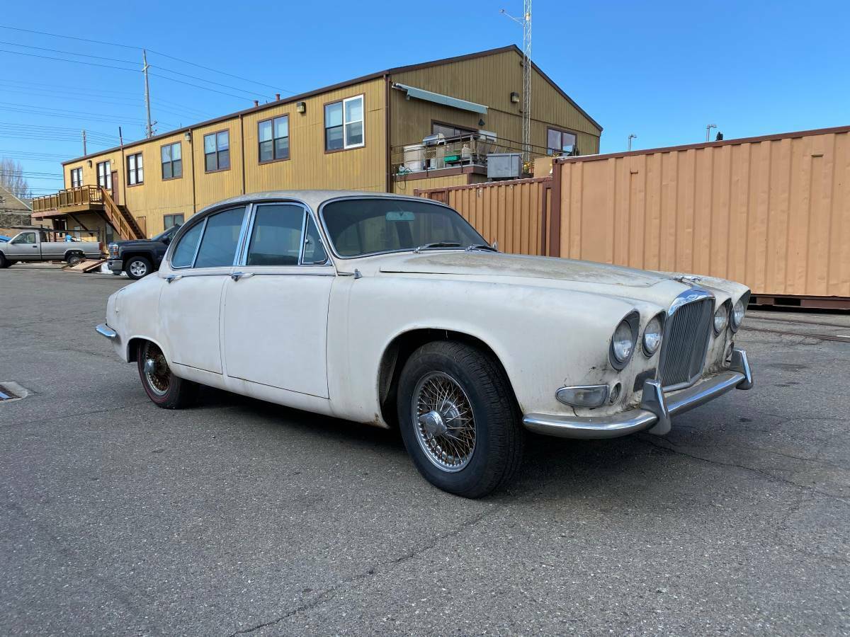 Classic '67 Jag 420 Complete! (Not Running) 1967 Jaguar 420