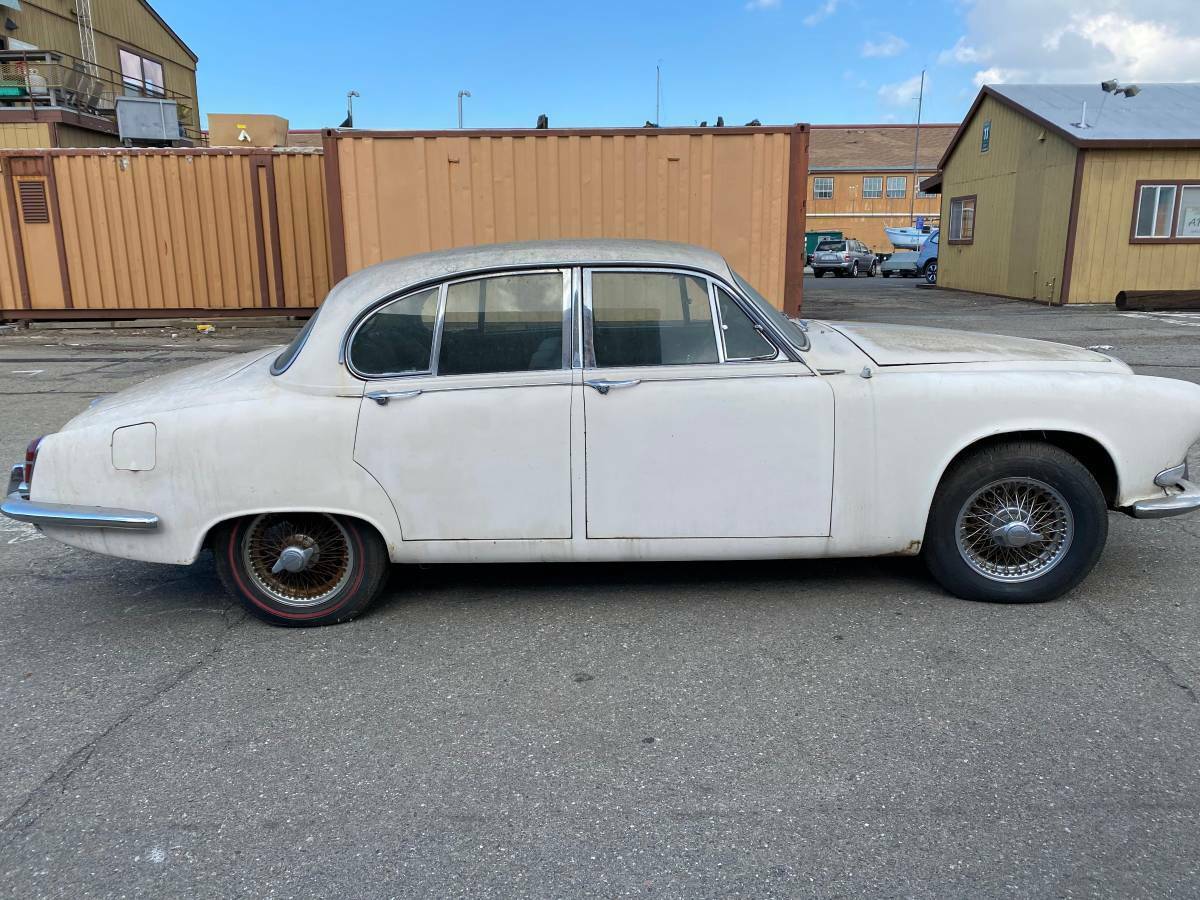 1967 Jaguar 420 - photo 10