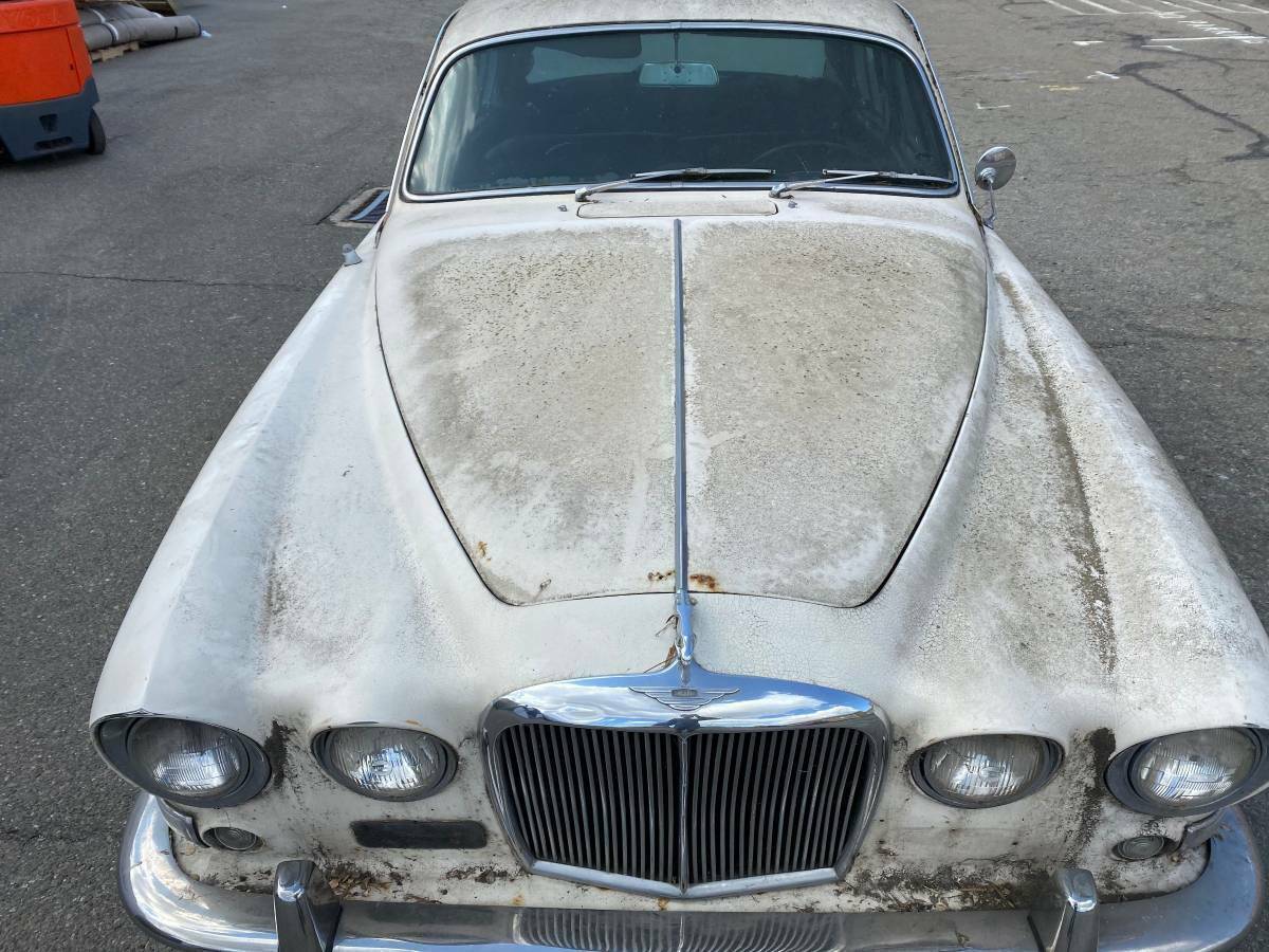1967 Jaguar 420 - photo 11