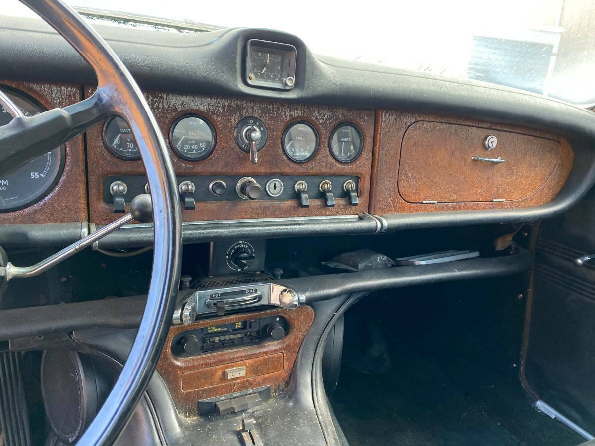 1967 Jaguar 420 - photo 12
