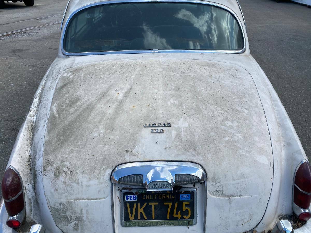 1967 Jaguar 420 - photo 9