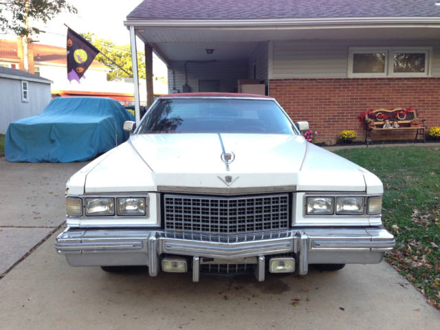 1976 Cadillac DeVille Base Coupe 2 door - photo 4