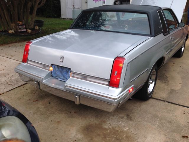 1987 Oldsmobile Cutlass Supreme - photo 6