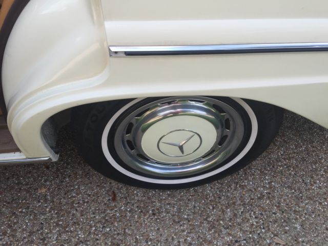 1967 Mercedes-Benz 200-Series - photo 11