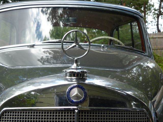 1962 Mercedes-Benz 300-Series Sedan - photo 11