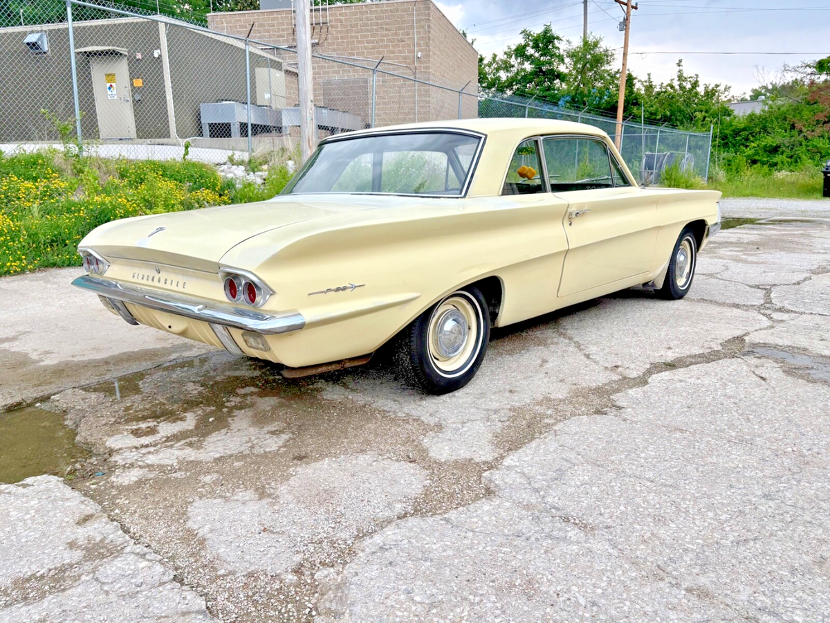 1962 Oldsmobile F85 BASE - photo 3