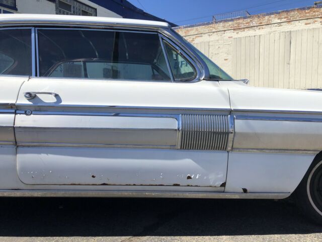 1962 Oldsmobile Starfire Coupe - photo 8