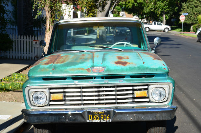 Classic 1963 Ford F-100 Base Standard Cab Pickup 2-Door 4.8L 1963 Ford F-100 Base Standard Cab Pickup 2-Door