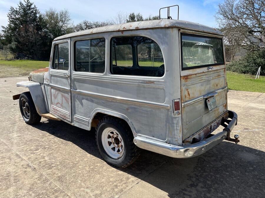 1963 Jeep Utility Wagon - photo 6