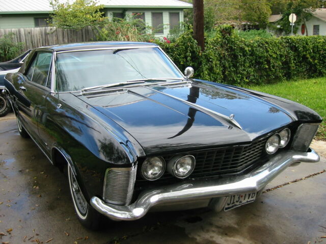1964 Buick Riviera Chrome