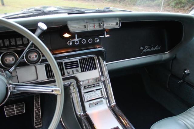1964 Ford Thunderbird - photo 4