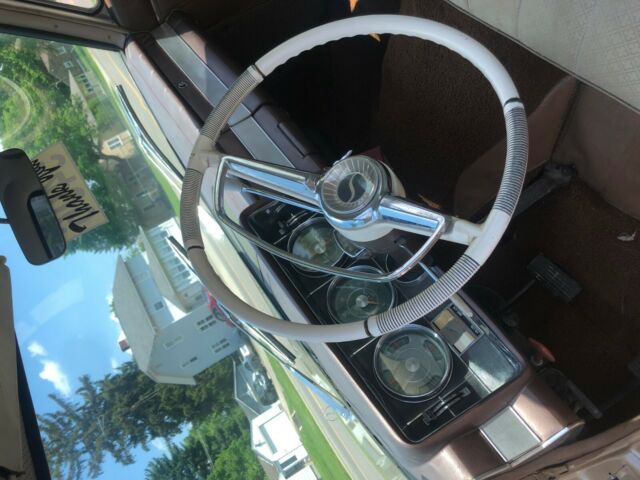 1964 Studebaker Cruiser - photo 3