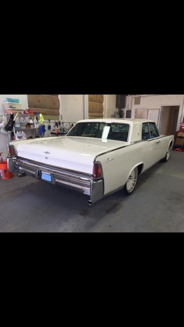1965 Lincoln Continental