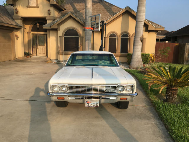 1966 Chevrolet Impala - photo 3
