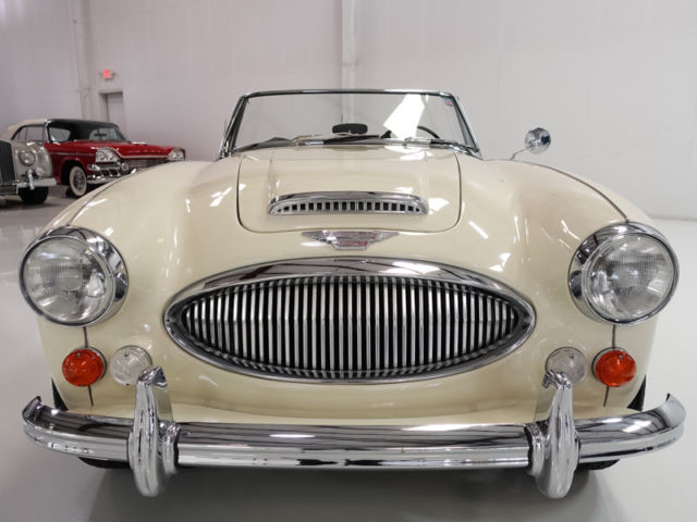 1967 Austin Healey 3000 Mark III Phase II Roadster - photo 2