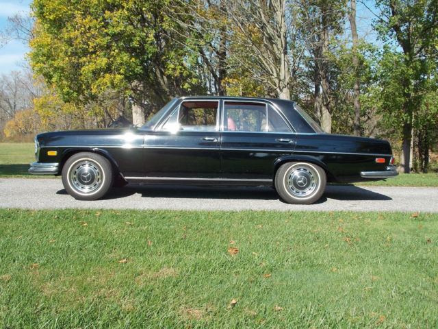 1969 Mercedes-Benz 200-Series S - photo 3