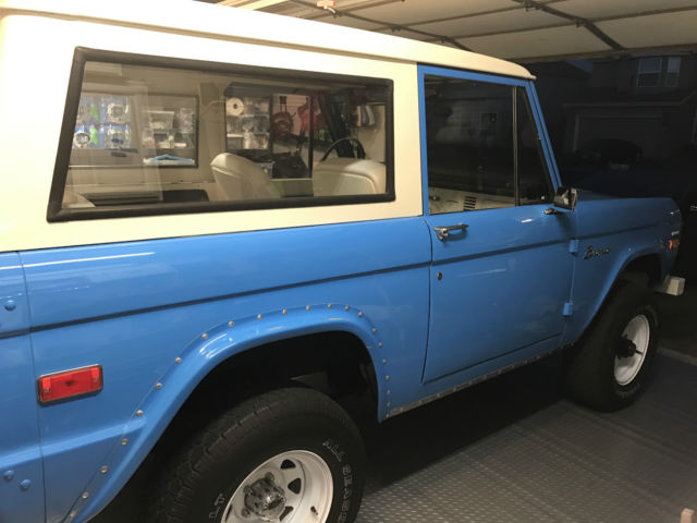 1970 Ford Bronco Wagon Sport Utility 2-Door - photo 4