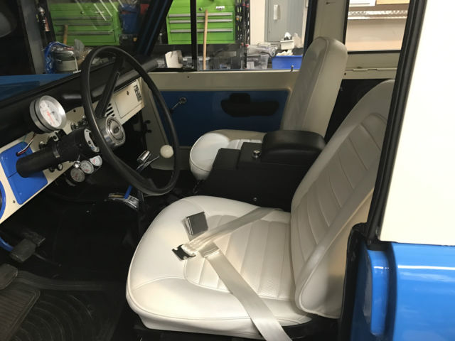 1970 Ford Bronco Wagon Sport Utility 2-Door - photo 5