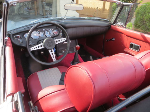 1971 MG MGB Base - photo 3