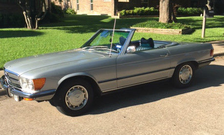 Classic 1973 clean 450 SL silver convertible with hardtop and low mileage Dallas 1973 Mercedes-Benz SL-Class 450 SL