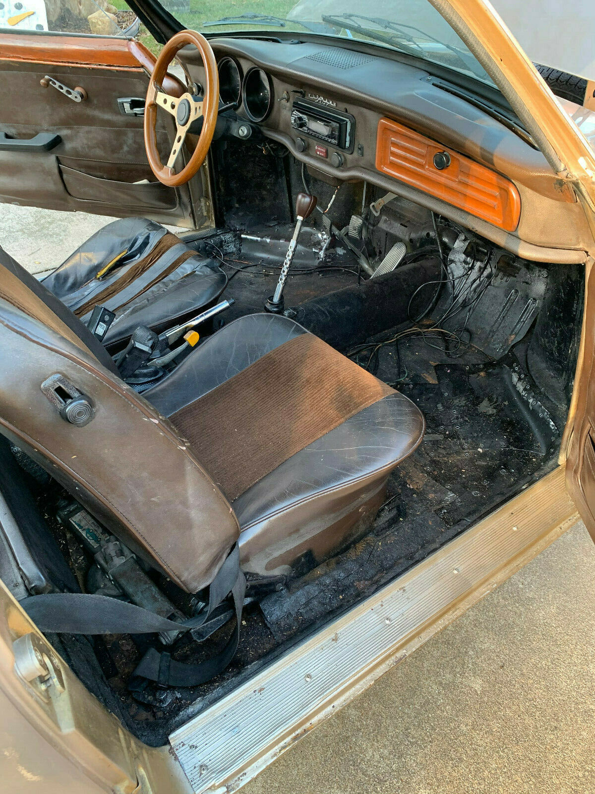 1974 Volkswagen Karmann Ghia - photo 12