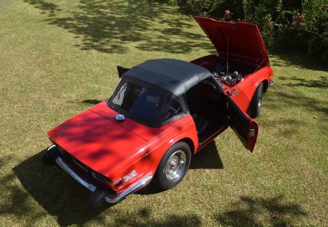 1975 Triumph TR-6 Roadster - photo 7
