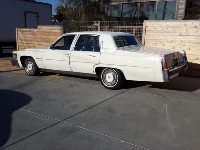 1977 Cadillac Fleetwood FLEETWOOD BROUGHAM D'ELEGANCE - photo 3