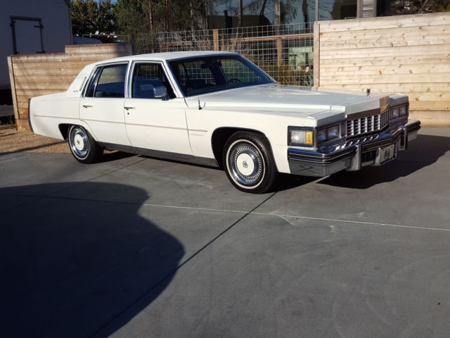 1977 Cadillac Fleetwood FLEETWOOD BROUGHAM D'ELEGANCE - photo 4