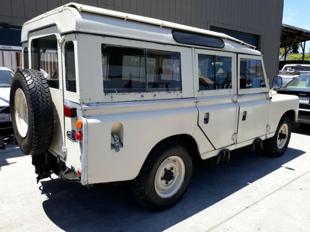 1979 Land Rover Defender 109 LWB - photo 3