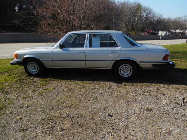 Classic 1979 Mercedes Benz 300SD Turbo Diesel 1979 Mercedes-Benz 300-Series