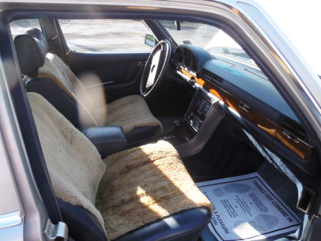 1979 Mercedes-Benz 300-Series - photo 10