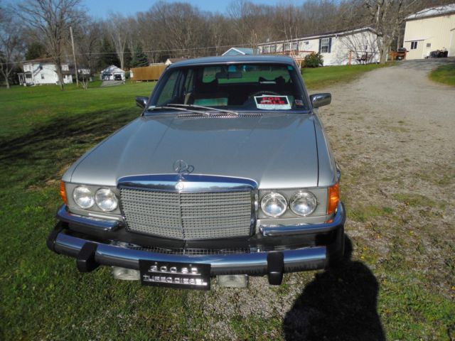 1979 Mercedes-Benz 300-Series - photo 2