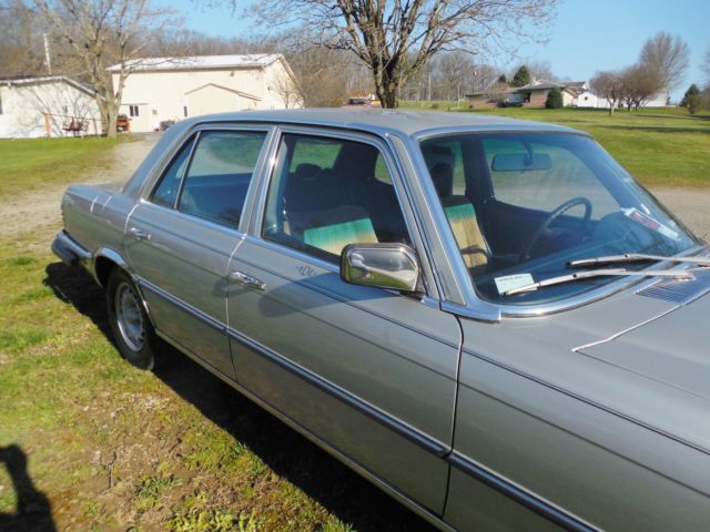 1979 Mercedes-Benz 300-Series - photo 4