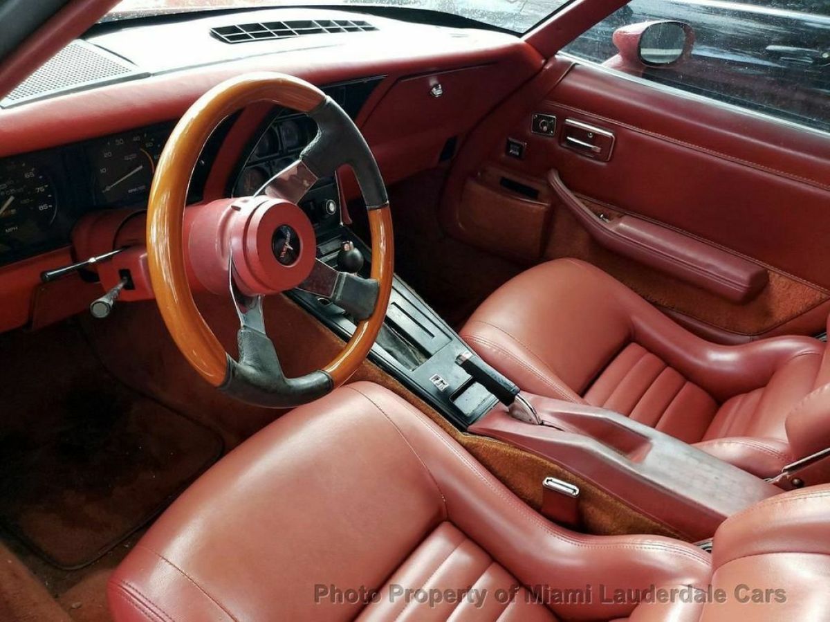 1980 Chevrolet Corvette T-Top Coupe - photo 6