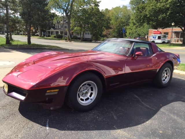 CLASSIC 1981 CHEVY CORVETTE with BOTH GLASS & HARD TOPS 1981 Chevrolet Corvette