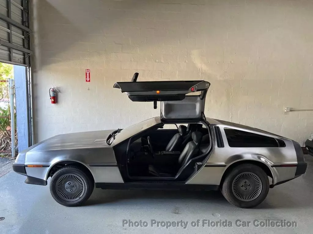 1981 Delorean DMC12 Coupe 5-Speed Manual - photo 7