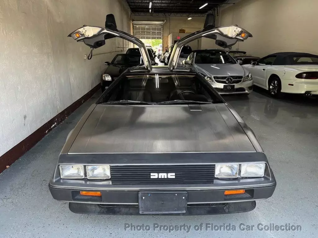 1981 Delorean DMC12 Coupe 5-Speed Manual - photo 8