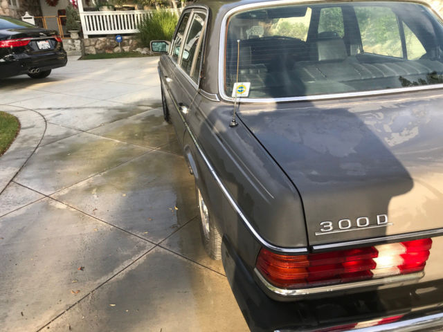 1982 Mercedes-Benz 300-Series 300D Turbodiesel W123 - photo 9