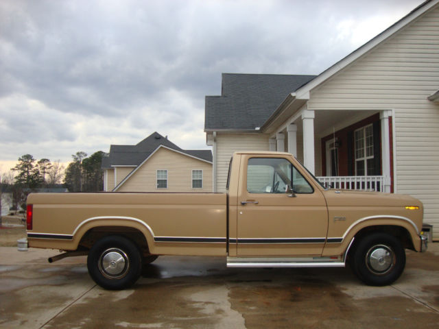 CLASSIC (1984) 1980 1981 1982 1983 FORD F-150 WORK/FARM PICKUP TRUCK AUTOMATIC 1984 Ford F-150 2-DOOR