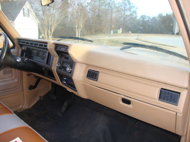 1984 Ford F-150 2-DOOR - photo 4