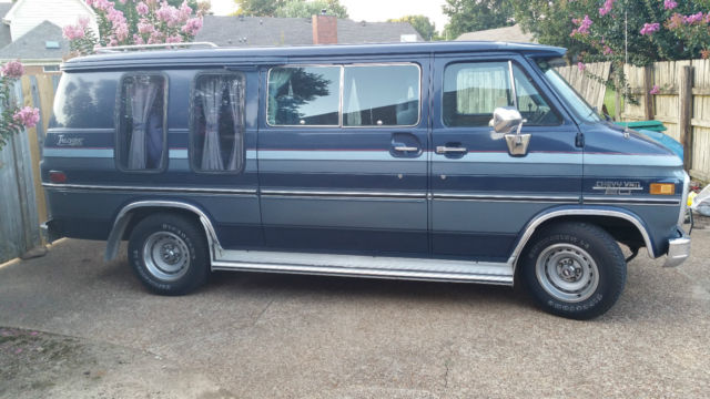 1984 Chevrolet G20 Van - photo 3