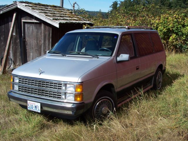 1984 Dodge Caravan - photo 11