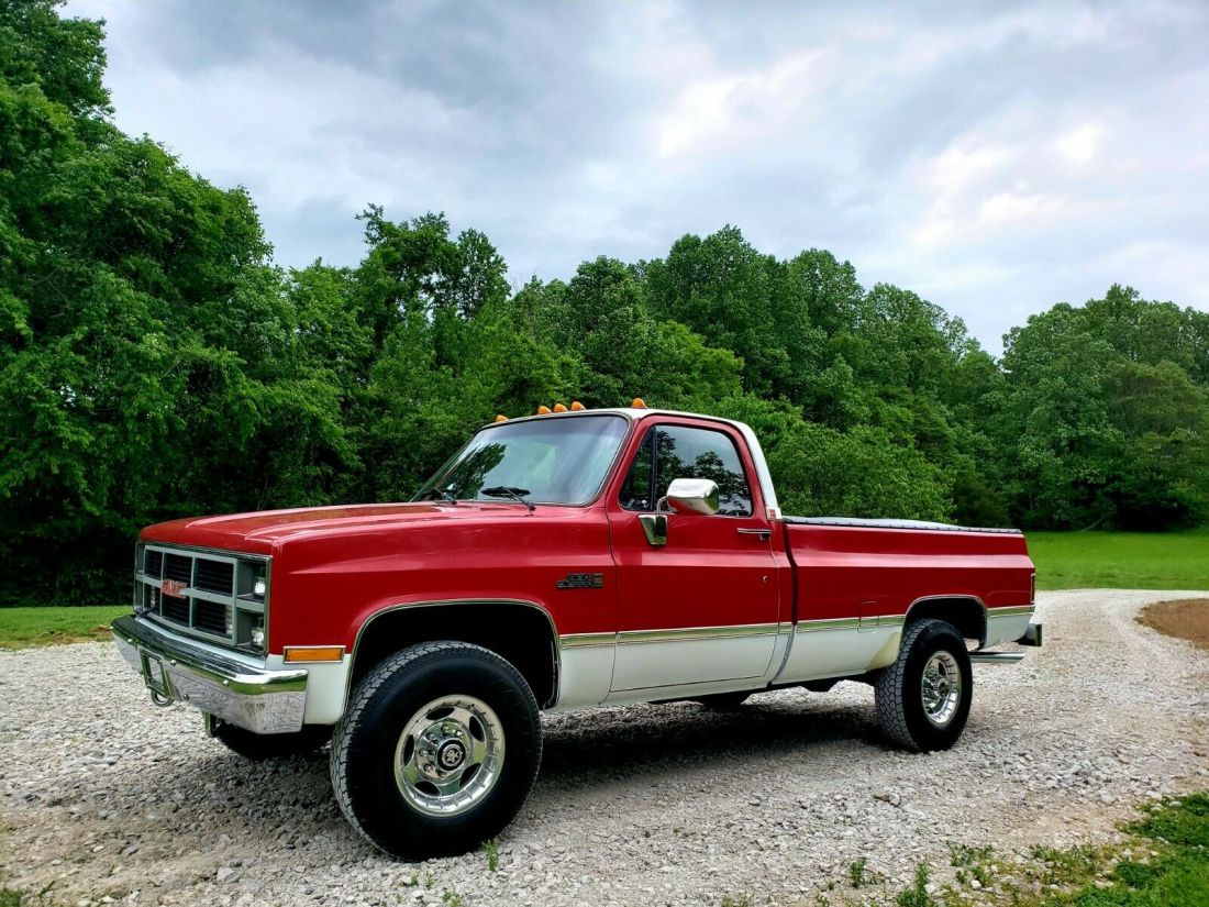 Classic 1984 GMC High Sierra 2500 4x4 1984 Chevy Truck Square Body 1984 GMC Sierra 2500