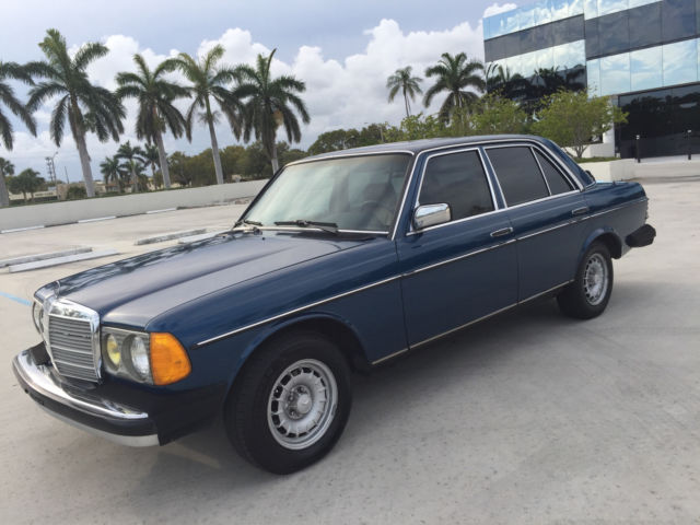 1985 Mercedes-Benz 300-Series W123