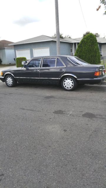 1985 Mercedes-Benz 500-Series FACTORY TRIM