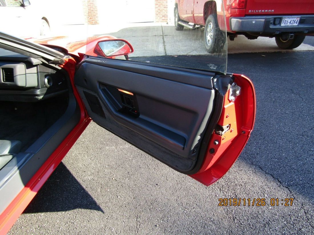 1986 Chevrolet Corvette - photo 9