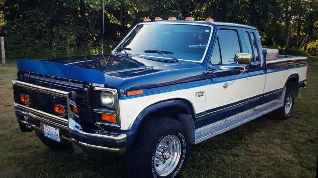 Classic 1986 Ford f-250 4x4 3 owner Washington state rust free truck super clean 1986 Ford F-250 XL Lariat