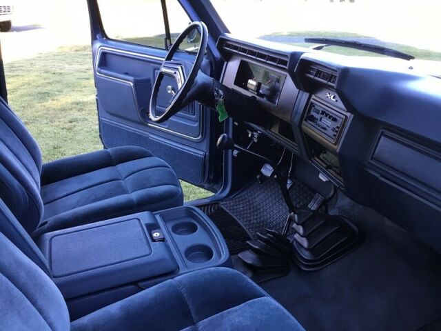 1986 Ford F-250 XL Lariat - photo 4